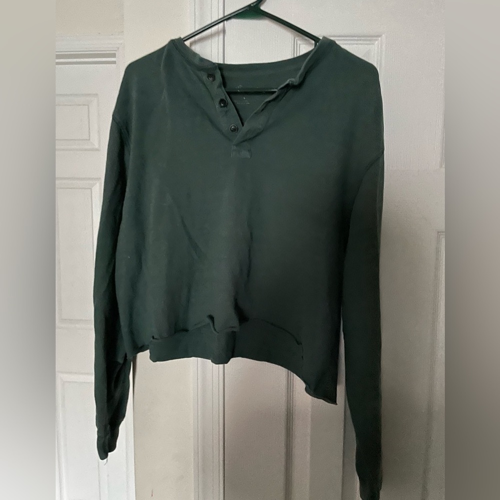 green open-collared long sleeve